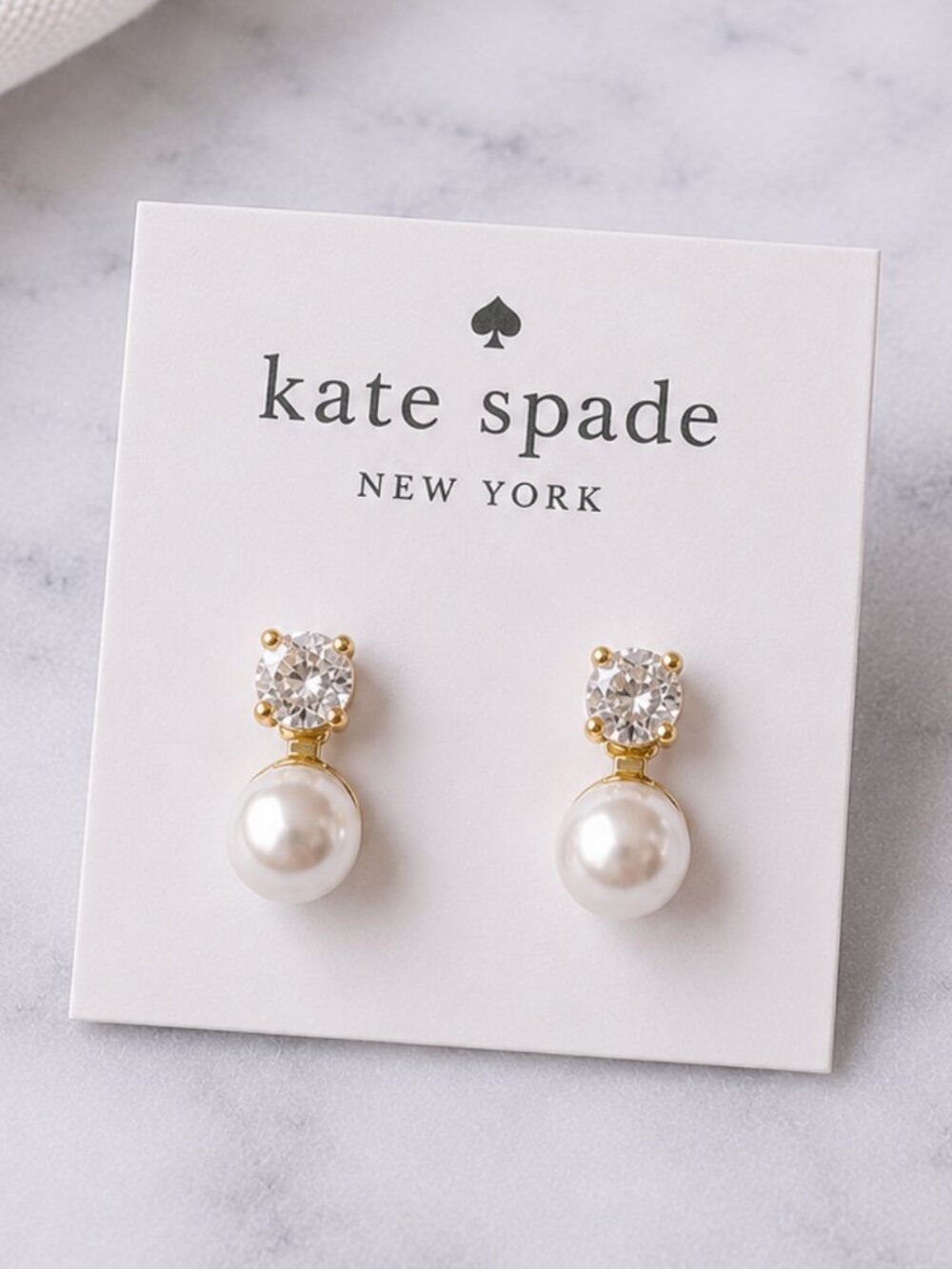 Kate Spade Crystal Pearl Stud Earrings Gold White Bridal Classic Elegant🤍